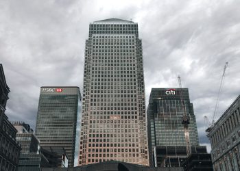 View of HSBC and Citi buildings in London's Canary Wharf business district.