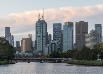 Melbourne CBD skyline, south view 20230221 1.jpg