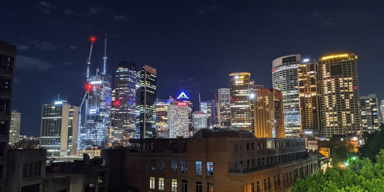Sydney skyline at night 2020.jpg
