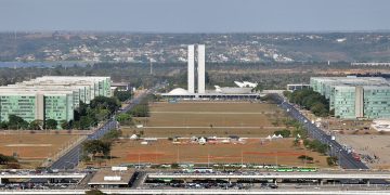 Brasilia Eixo Monumental Nat Congress Ministries from TV Tower.jpg