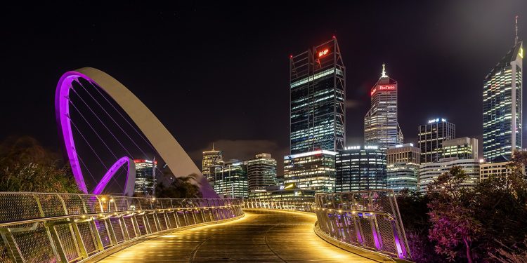Perth (AU), Elizabeth Quay Bridge -- 2019 -- 0346-8 (crop 2).jpg