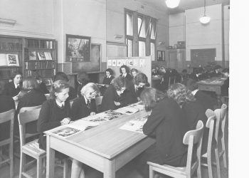 Adelaide High School showing girls in classroom reading(GN08868).jpg