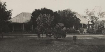 StateLibQld 1 253737 Homestead on a station property in outback Queensland, ca. 1925.jpg