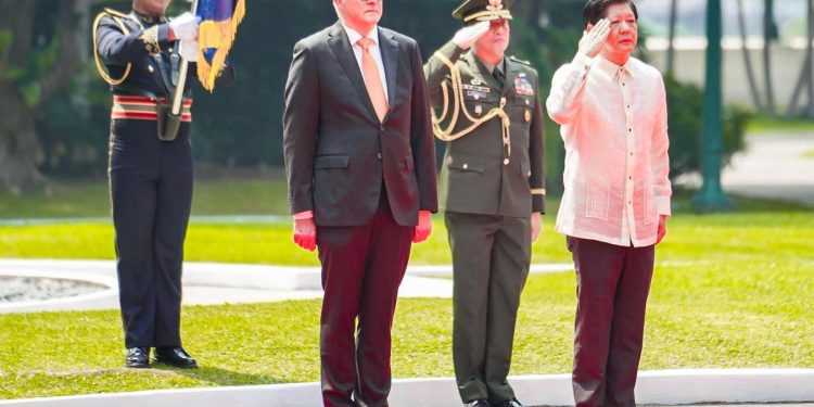 Anthony Albanese and Bongbong Marcos 2.jpg
