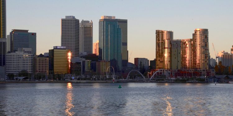 Central Perth skyline from south perth at sunset.jpg