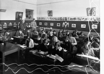Children in Classroom Tanunda Primary School(GN08910).jpg