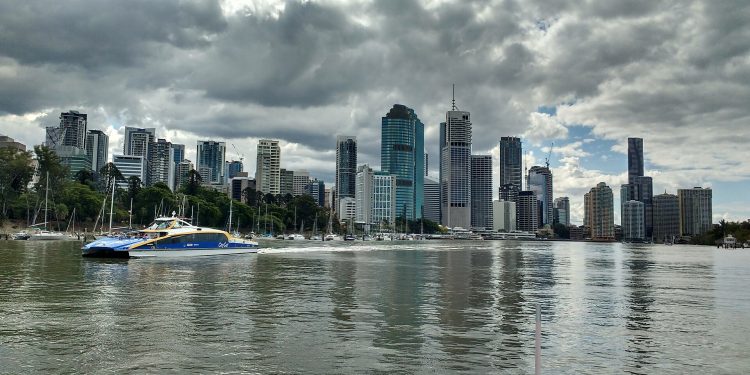 Brisbane Skyline from Brisbane River.jpg