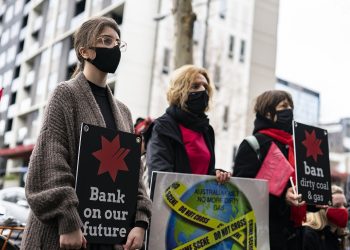 Rally National Australia Bank, get out of gas (Melbourne) (51309641192).jpg