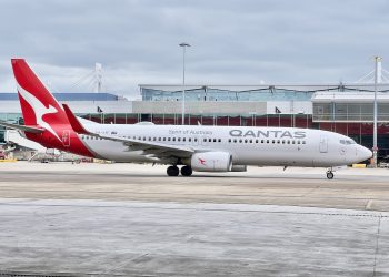 Qantas aircraft at Sydney Airport, January 2023, 01.jpg