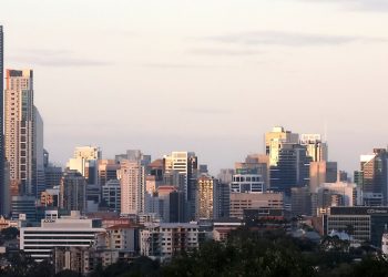 Brisbane city skyline, May 2013.jpg