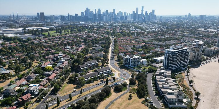 Melbourne city skyline from the perspective of Port Melbourne.jpg
